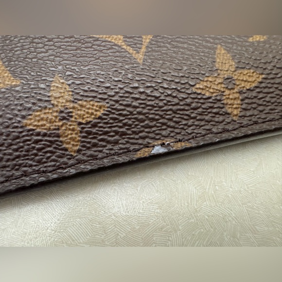 Louis Vuitton Pochettte - Picture 2 of 8